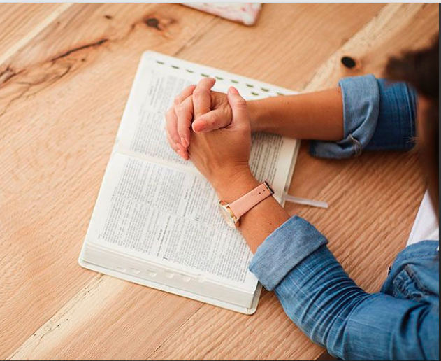 Women in Prayer with the Bible, Valley of Decision
